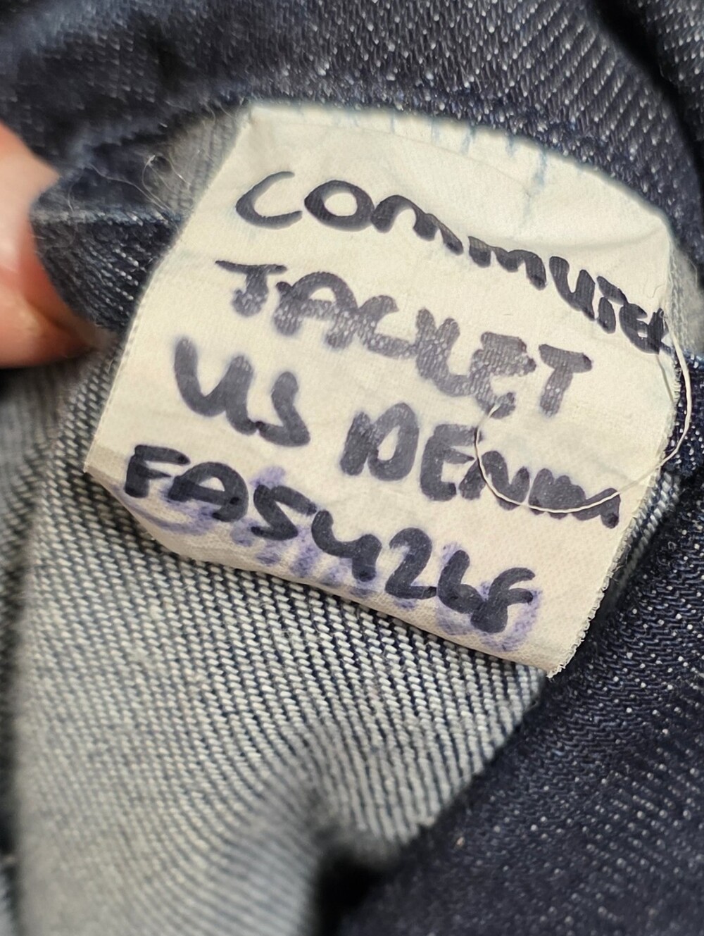 Rare Levi's Factory Sample Dark Wash Denim Trucker Jacket - One of a Kind - Picture 4 of 4